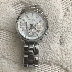 Michael kors watch silver